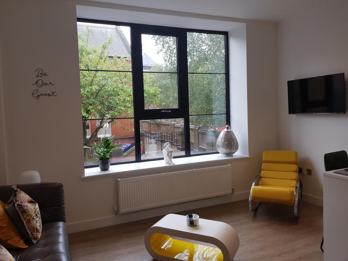 34 Cuppin Street - Luxury City Centre Apartment! Chester Exterior foto